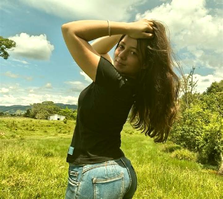 Cinthia 2 Caldera escort