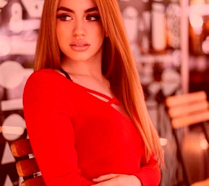 Cloe Palena escort