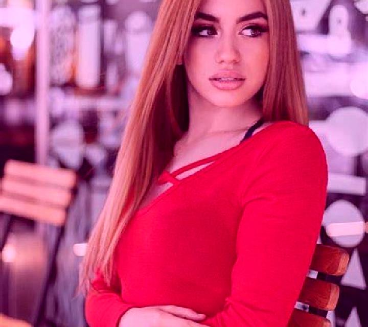 Cloe Quillon escort