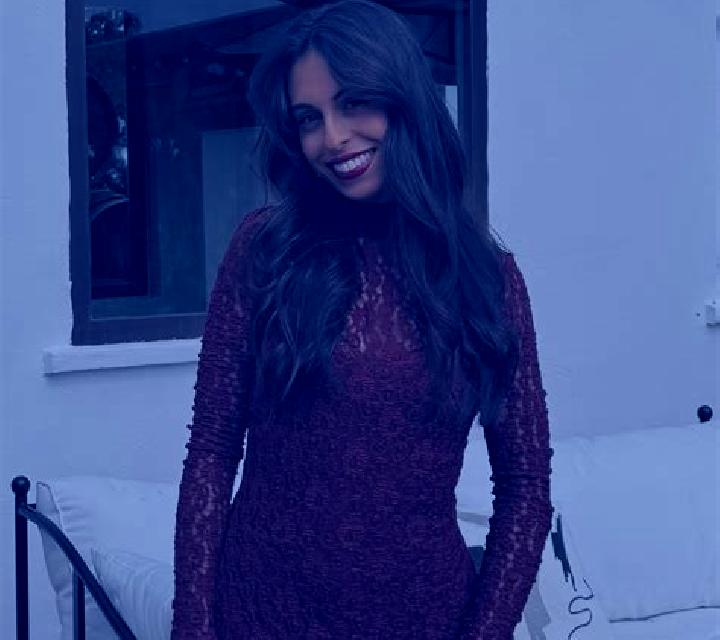Karis Maria Elena escort