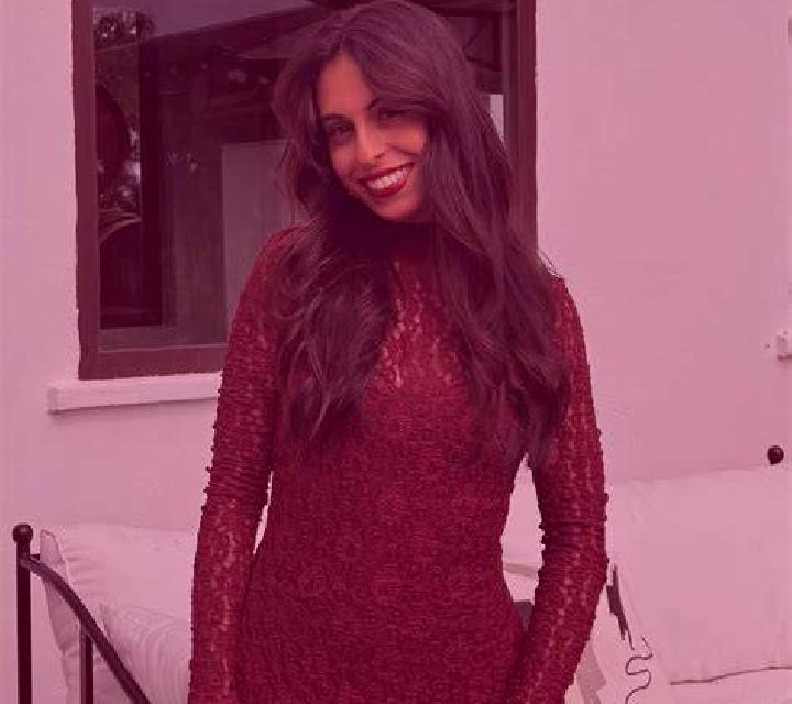 Manuela Paine escort