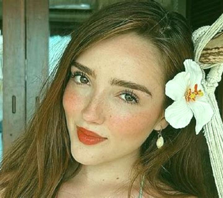 Martina 2 Hualane escort