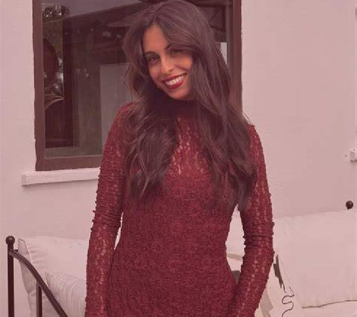 Martina Hualane escort