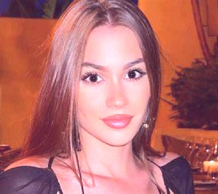 Rayén Renaico escort